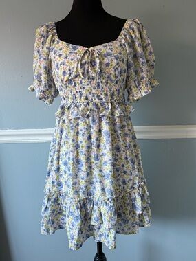 Smocked Floral Mini Dress in Light Blue and Cream M